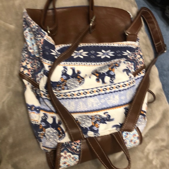 Drawstring backpack - Picture 2 of 3